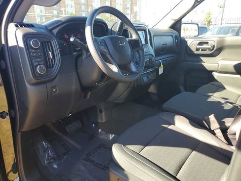New 2026 Chevrolet Silverado 1500 Custom Trail Boss w/ LPO, Dark Essentials Package AWD/4WD image 18