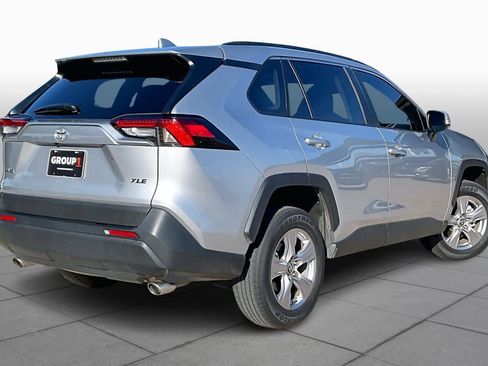 Used 2025 Toyota RAV4 XLE image 12