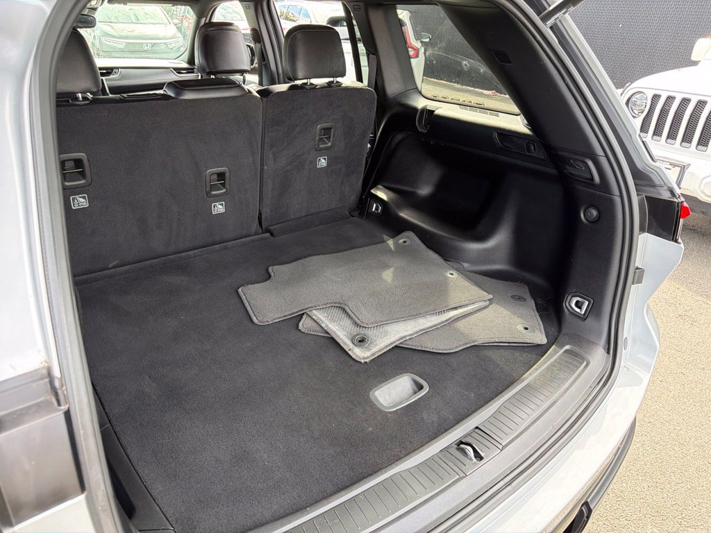 Used 2024 Jeep Grand Cherokee Altitude RWD image 20