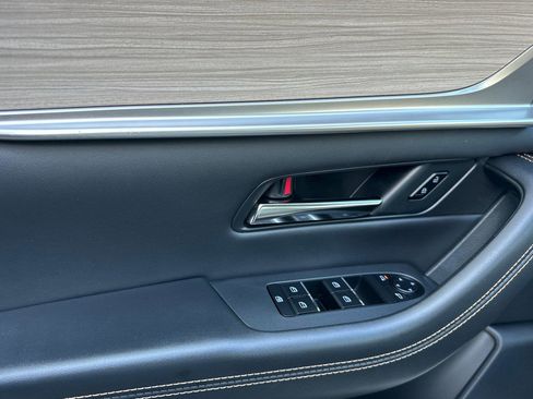 Certified 2025 MAZDA CX-90 Plug-In Hybrid w/Premium Sport image 11