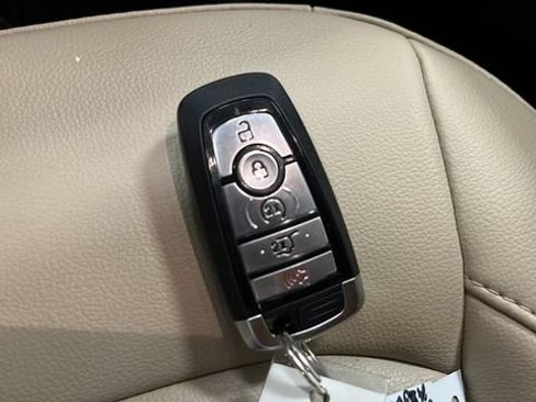 Used 2024 Ford Edge SEL w/ Convenience Package AWD/4WD image 41