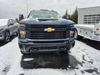 Used 2025 Chevrolet Silverado 3500 W/T video 2