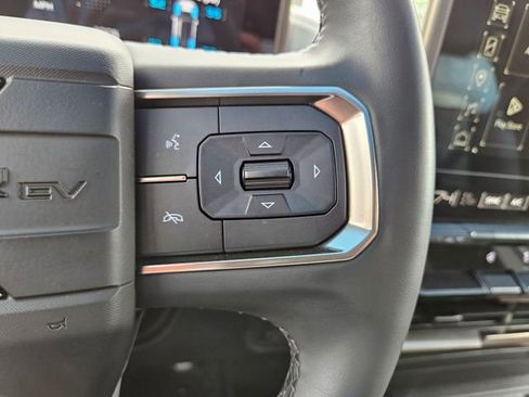 Used 2025 GMC Hummer EV 3X w/ LPO, Sport Package AWD/4WD image 42