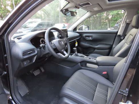 New 2026 Honda HR-V EX-L image 2