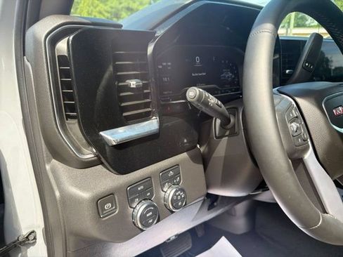 Certified 2024 GMC Sierra 1500 Elevation AWD/4WD image 21