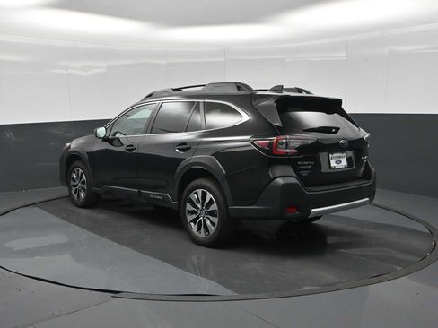 Used 2023 Subaru Outback Limited XT AWD/4WD image 6