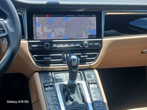 Used 2021 Porsche Macan S AWD/4WD image 27