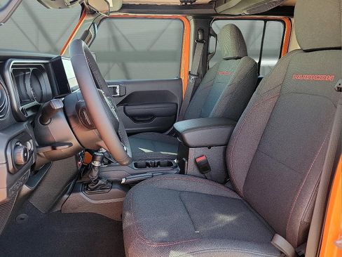 New 2025 Jeep Wrangler Unlimited Rubicon image 11