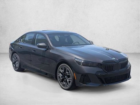 New 2027 BMW 530i w/ M Sport Package RWD image 4