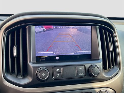 Used 2022 Chevrolet Colorado Z71 image 13