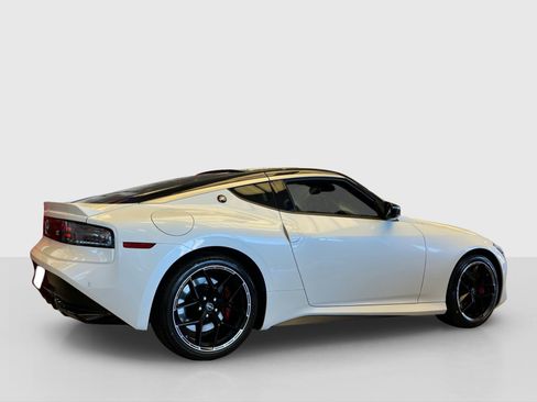 New 2027 Nissan Z Performance RWD image 3