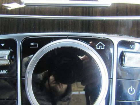 Used 2019 Mercedes-Benz C 300 Sedan image 53