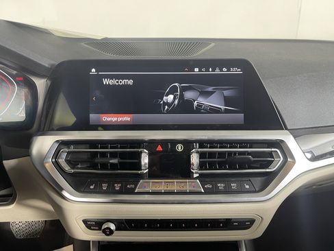 Used 2019 BMW 330i xDrive Sedan w/ Driving Assistance Package image 12