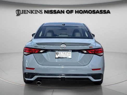 Certified 2025 Nissan Sentra SR w/ SR Premium Package image 9