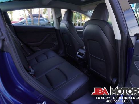 Used 2023 Tesla Model 3 Standard Range image 89