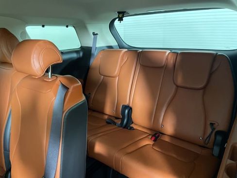 New 2026 Kia Carnival EX FWD image 42