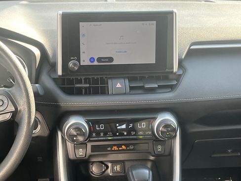 Certified 2025 Toyota RAV4 XLE AWD/4WD image 19