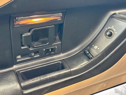 Used 1994 Chevrolet Corvette Convertible RWD image 18