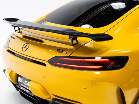 Used 2020 Mercedes-Benz AMG GT R image 20