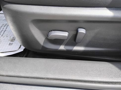 Used 2025 Nissan Altima 2.5 SV FWD image 24