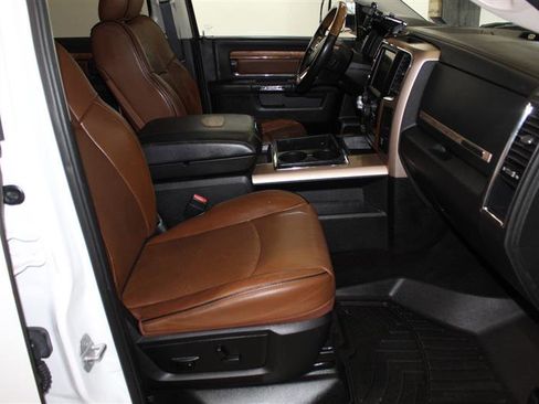 Used 2015 RAM 1500 Laramie Longhorn w/ Convenience Group AWD/4WD image 24