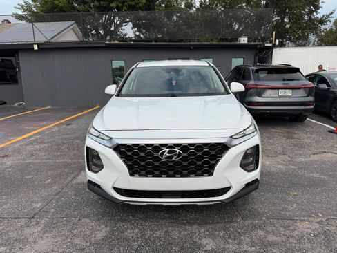 Used 2019 Hyundai Santa Fe SE FWD image 2
