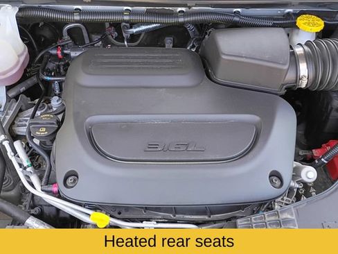 Used 2026 Chrysler Pacifica Limited FWD image 26