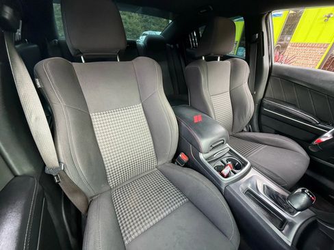 Used 2019 Dodge Charger R/T image 10