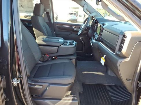 New 2026 GMC Sierra 3500 SLE w/ SLE Value Package image 21