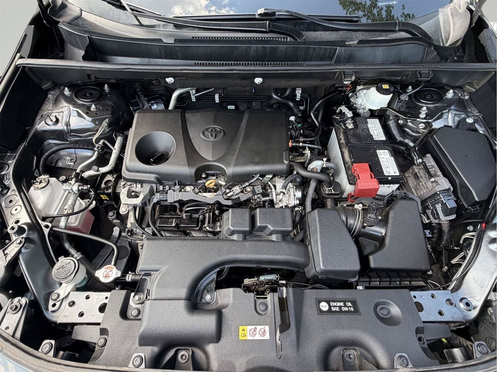 Used 2022 Toyota RAV4 XLE FWD image 18