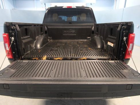 Used 2023 Ford F150 XLT image 40