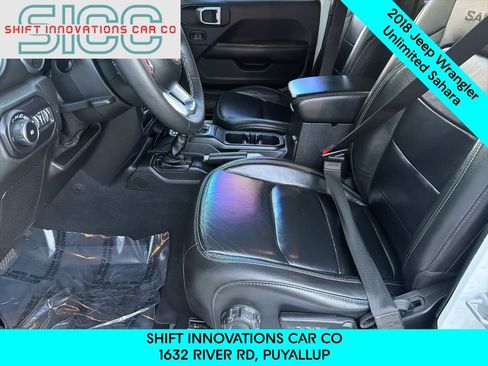 Used 2018 Jeep Wrangler Unlimited Sahara w/ Cold Weather Group image 18