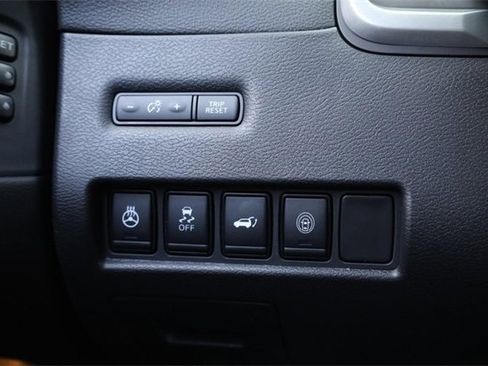 Certified 2024 Nissan Murano SL image 22