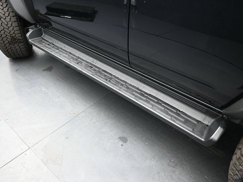 New 2026 Ford Bronco Heritage Edition AWD/4WD image 3