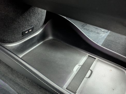 Certified 2023 Mercedes-Benz EQE 350+ SUV image 27