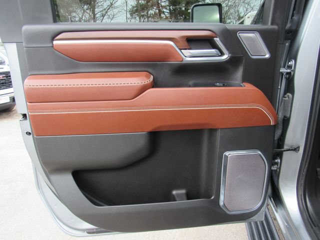 Used 2024 GMC Sierra 2500 Denali Ultimate AWD/4WD image 30