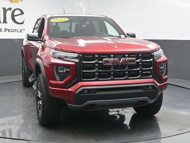 Used 2025 GMC Canyon AT4 w/ Technology Plus Package AWD/4WD image 55