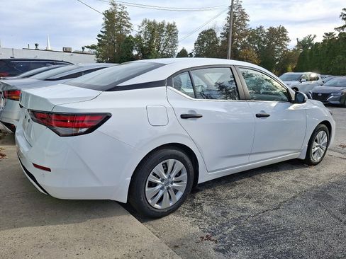 New 2025 Nissan Sentra S image 3