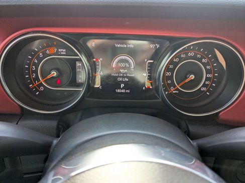 Used 2023 Jeep Wrangler Unlimited Rubicon w/ Xtreme 35 Tire Package AWD/4WD image 30