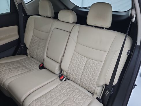 Certified 2023 Nissan Murano Platinum w/ Cargo Package FWD image 14