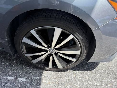 Used 2022 Nissan Altima 2.5 SR FWD image 9