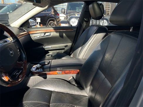Used 2008 Mercedes-Benz S 550 image 9