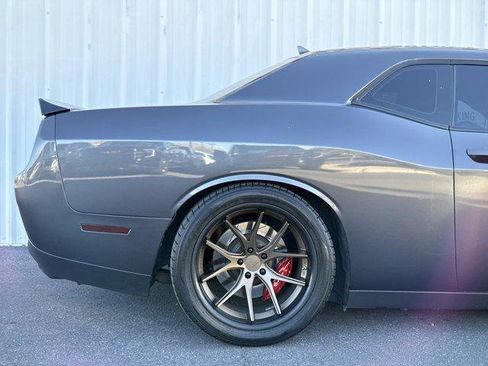 Used 2016 Dodge Challenger SRT Hellcat image 37