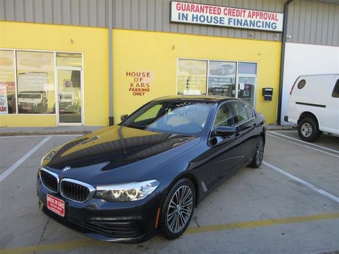 Used 2019 BMW 530i xDrive image 28