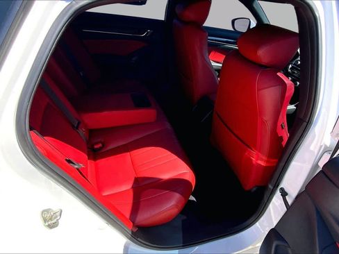 Used 2019 Honda Accord Sport image 19