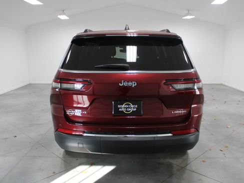 Used 2023 Jeep Grand Cherokee L Laredo image 8