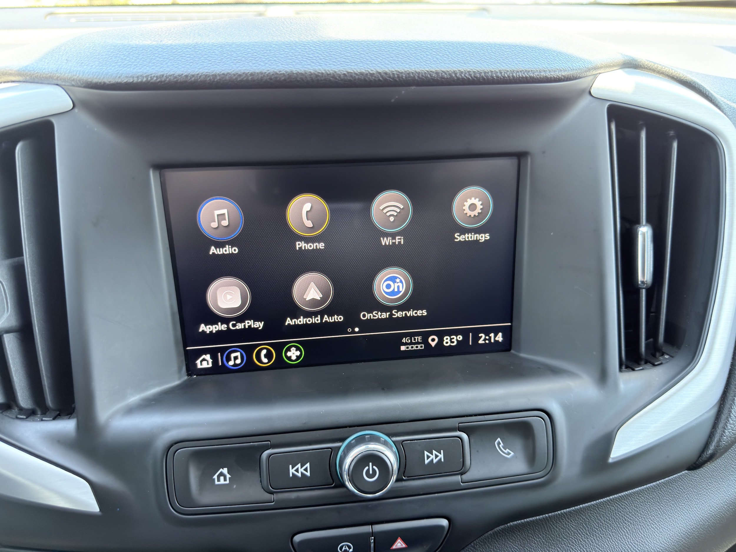 Used 2024 GMC Terrain SLE FWD image 29