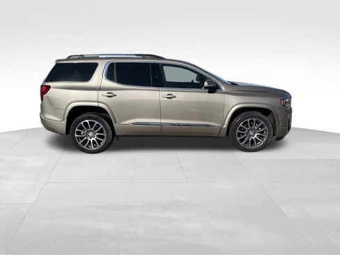 Used 2023 GMC Acadia Denali w/ Trailering Package image 8