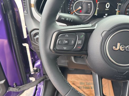 Used 2026 Jeep Wrangler Sport AWD/4WD image 31