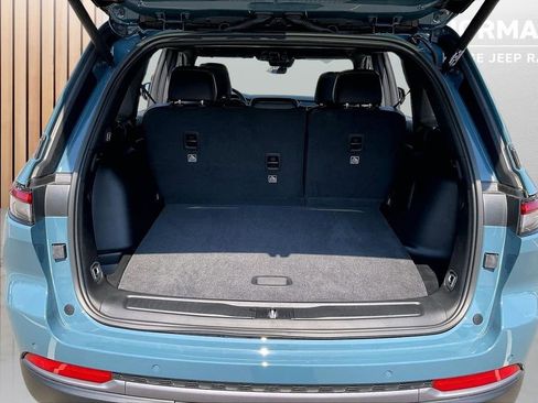 New 2026 Jeep Grand Cherokee Limited image 25